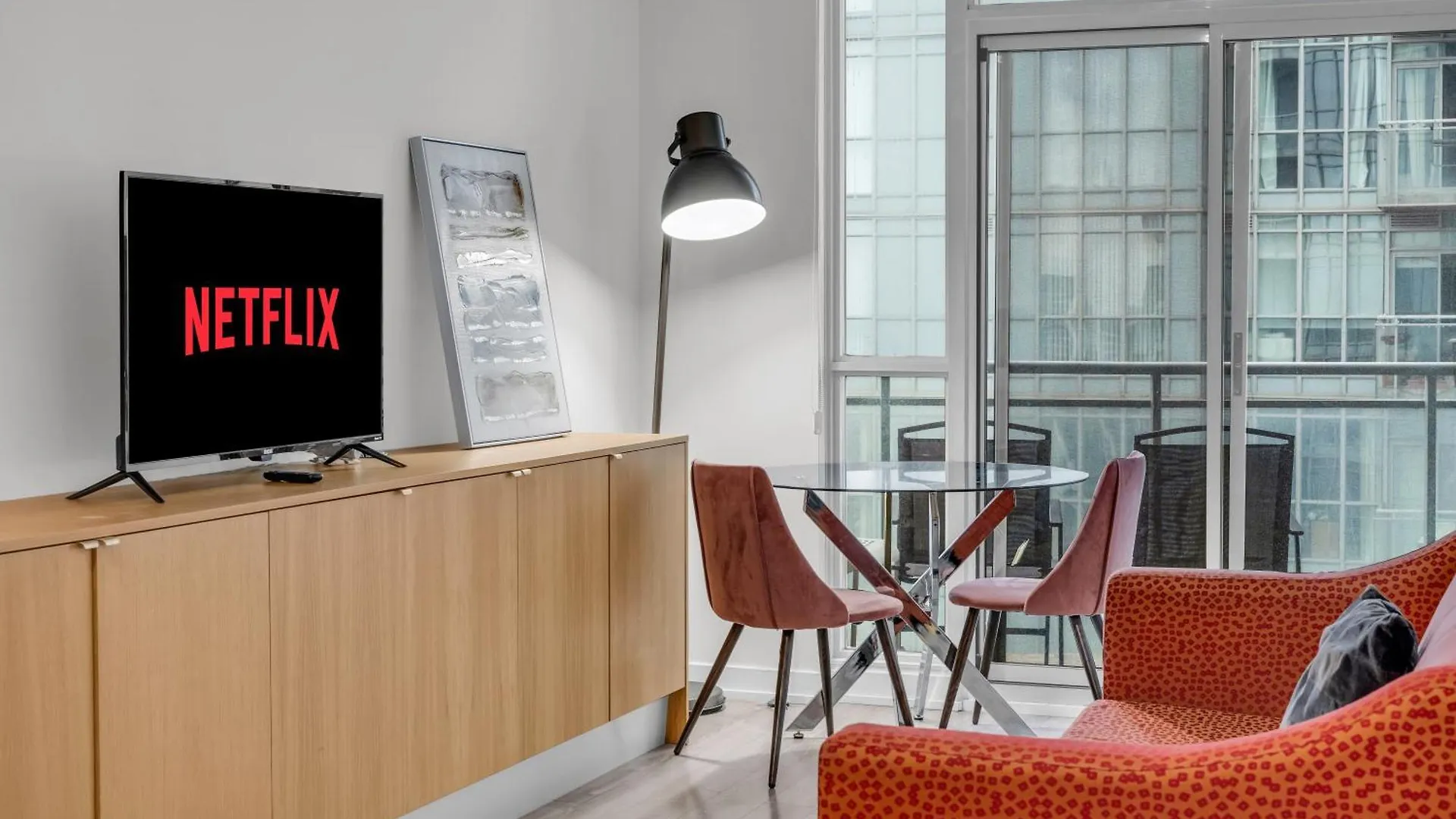 Apartment Chic Toronto Suite