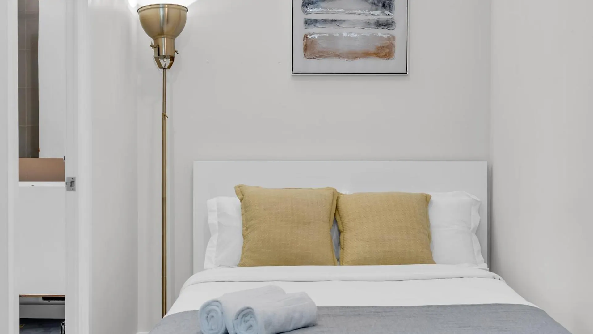 Chic Toronto Suite Apartment