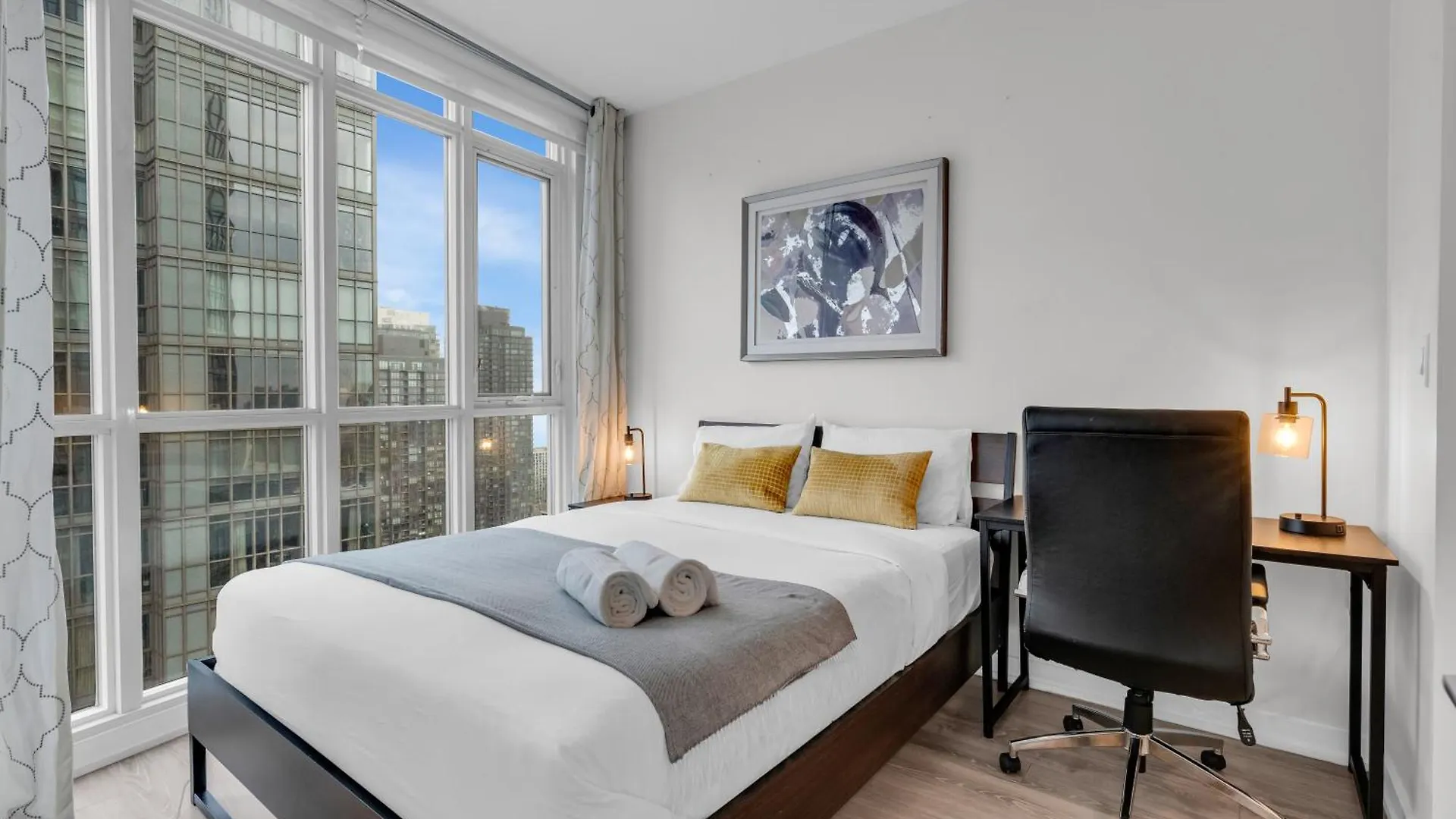 Chic Toronto Suite